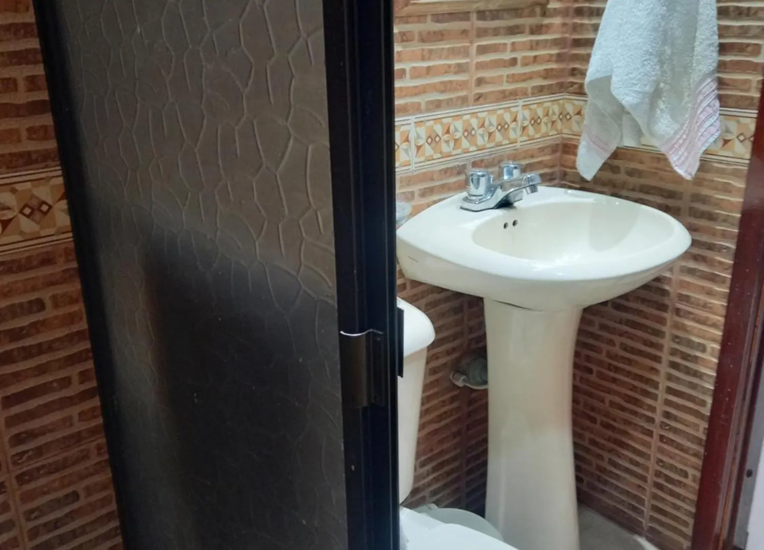 Amplia Casa Familiar Apartment Bogota Homestay